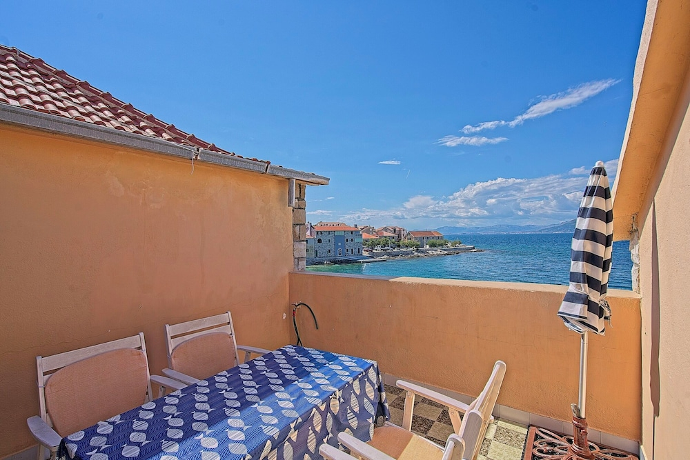 Apartments Lucija