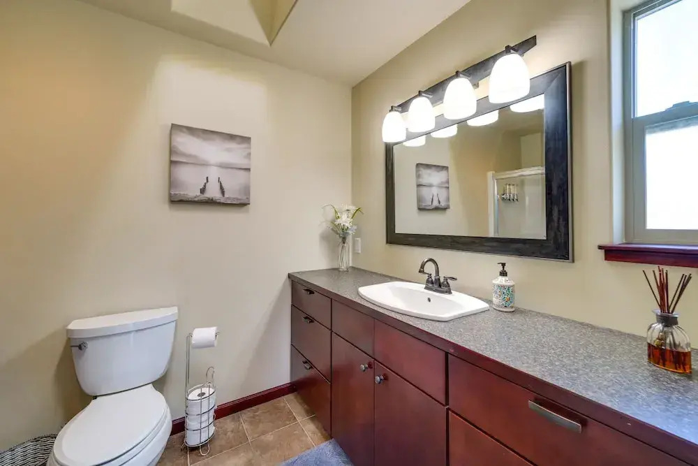 Waterfront Birch Bay Rental - Walk to Beach!
