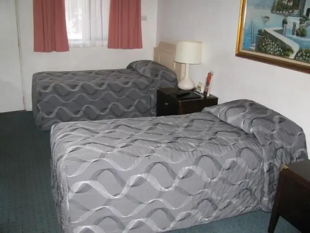 The Wayfarer Motel
