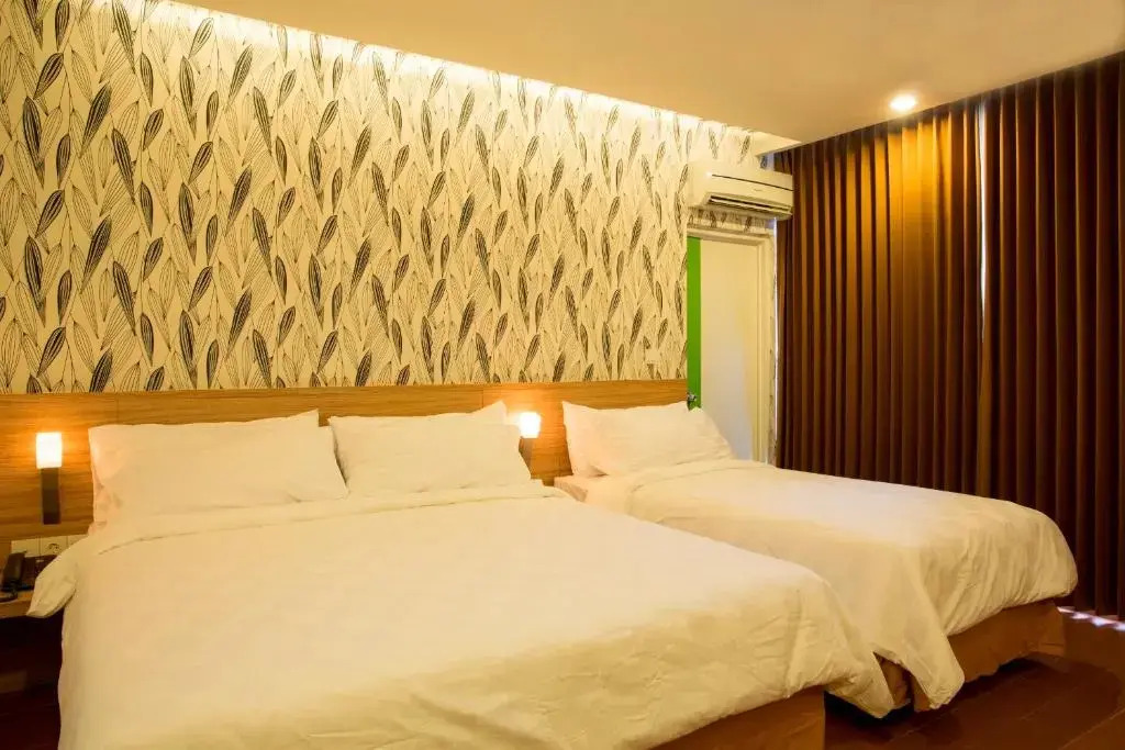 DeMira Hotel