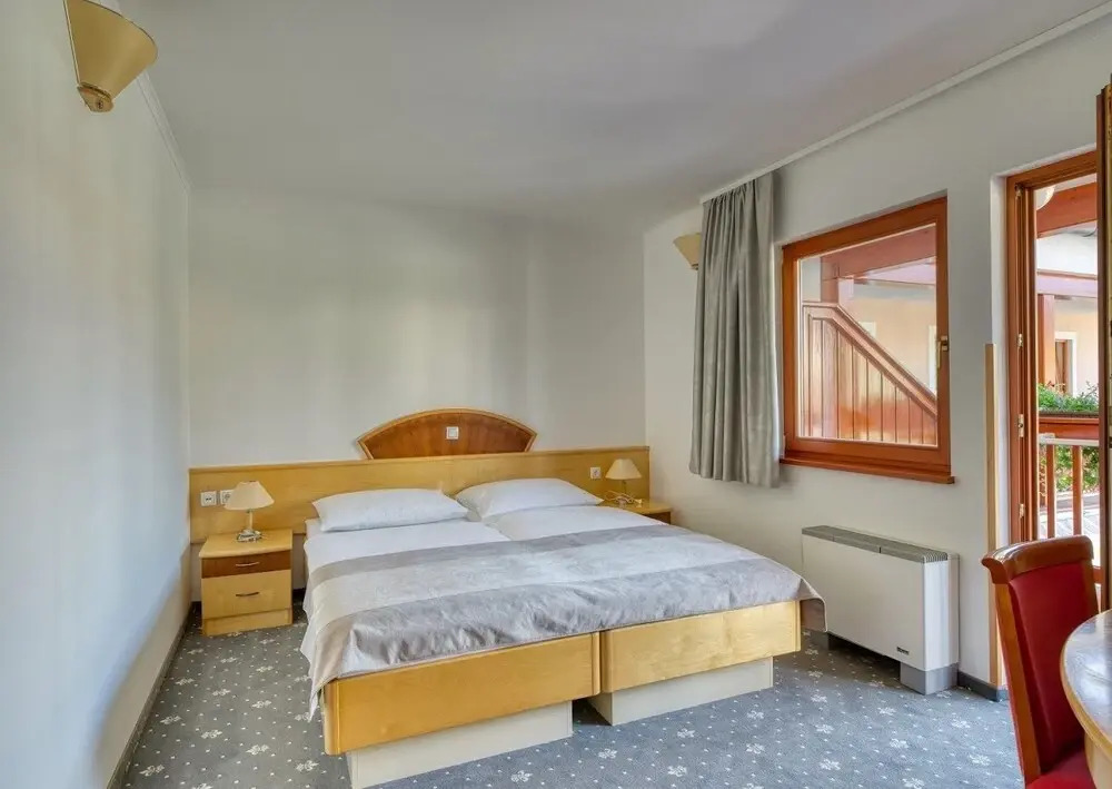 Garni Hotel Zvon