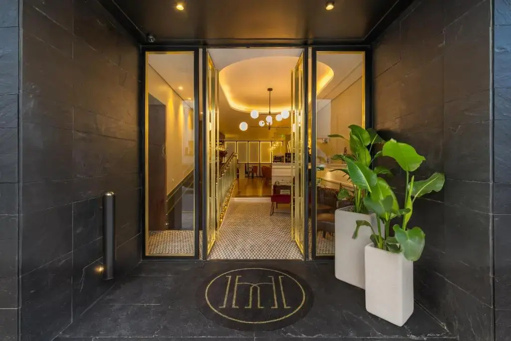 The Convo Porto Hotel & Suites