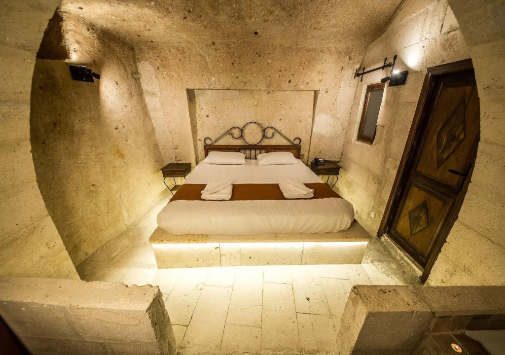 Harkasos Cave Hotel