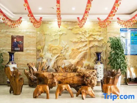 Zhangye Yushuiyuan Hotel.  Lushuiwan Resort Ganzhou Fucheng Store.