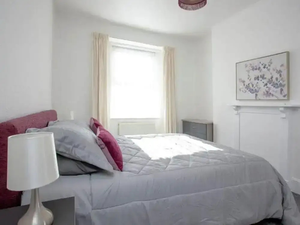 Torquay - House - Sleeps 6 - Pet Friendly