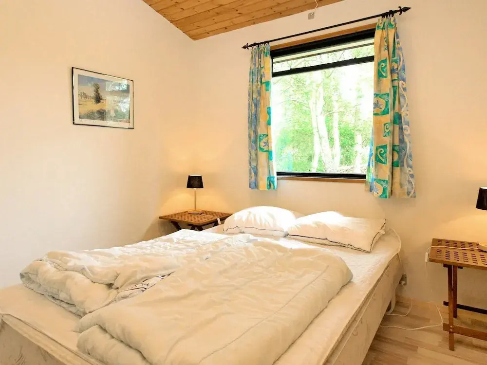 Pleasant Holiday Home in Føllenslev Near Sea
