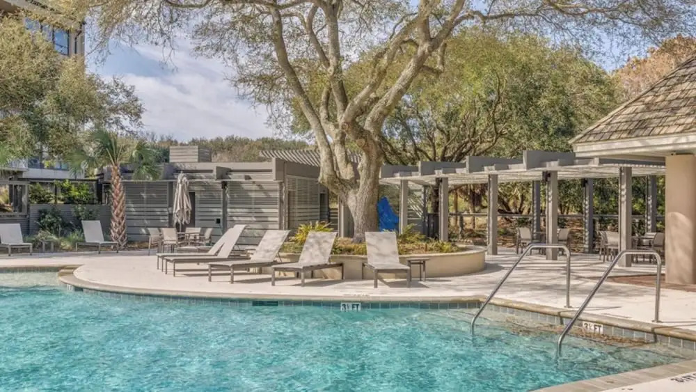 1405 Ocean Club by Avantstay Oceanfront Home w/ Shared Pool