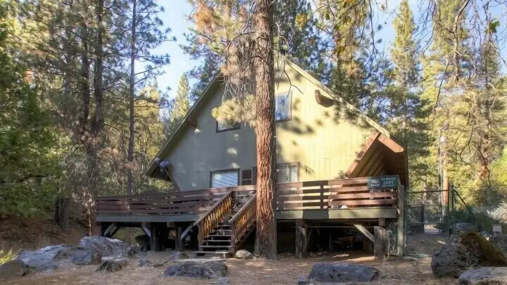 Scenic Wonders Yosemite Creekside Loft