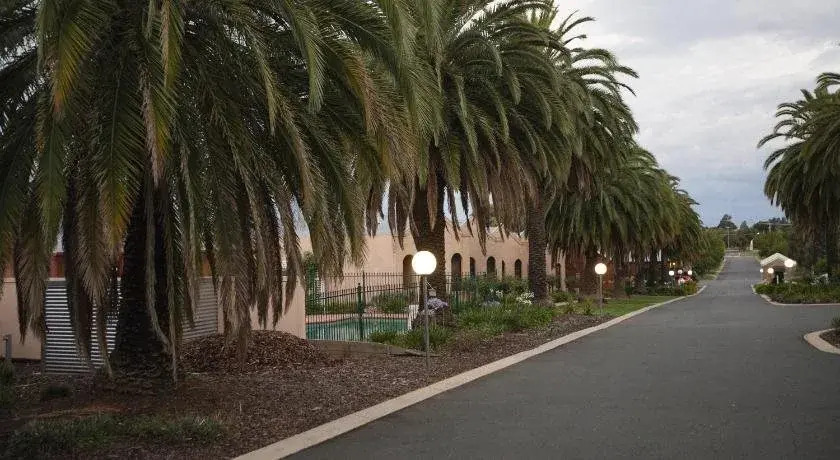 Tuileries at De Bortoli Rutherglen