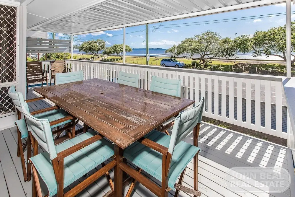 Brighton Waterfront Beach House