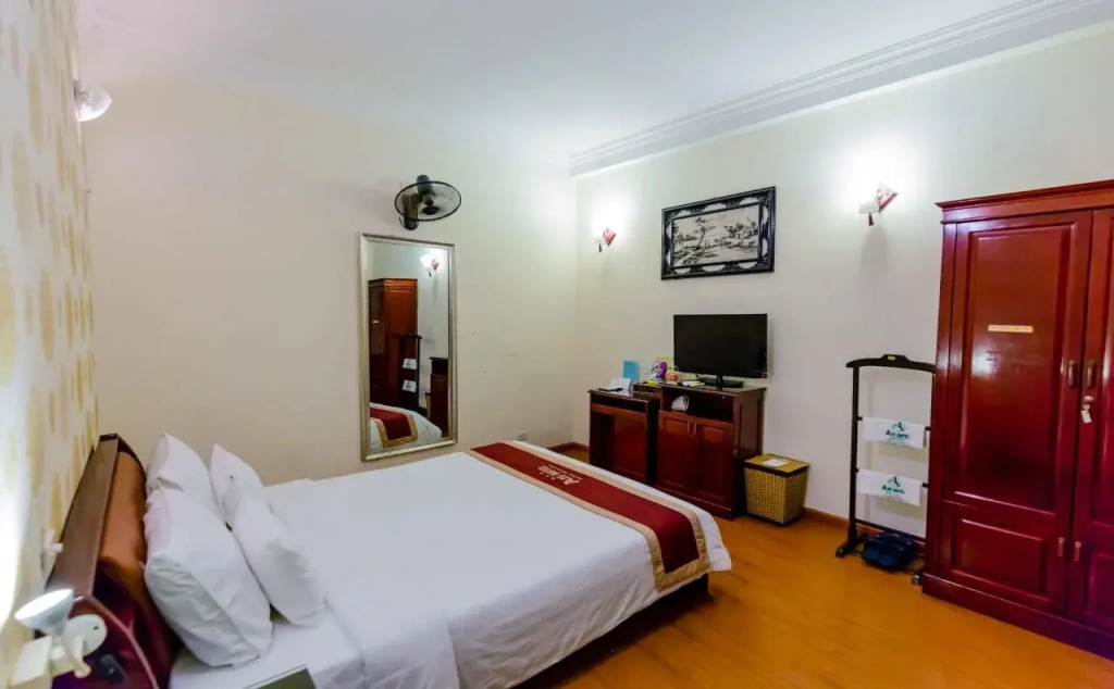 A25 Hotel 385 Hoang Quoc Viet