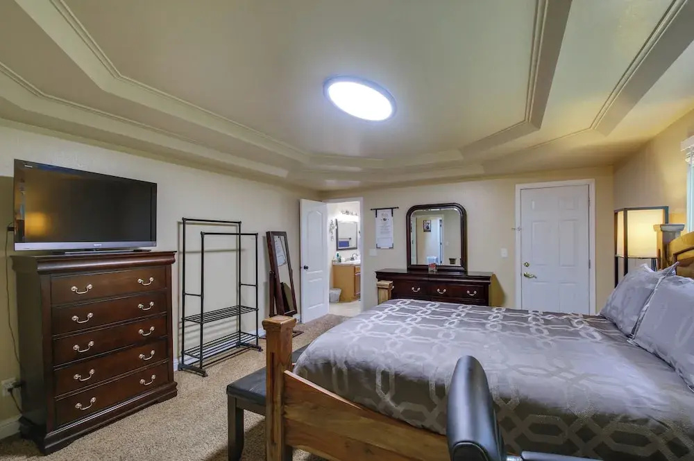 Coastal Retreat Near Redwoods & 2 Miles to Beach!