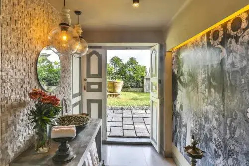 55TG Boutique Suites
