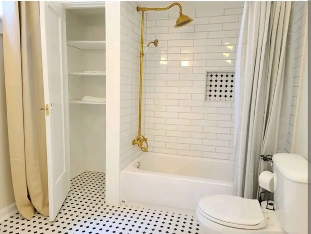 Renovated Urban Condos in Mid City