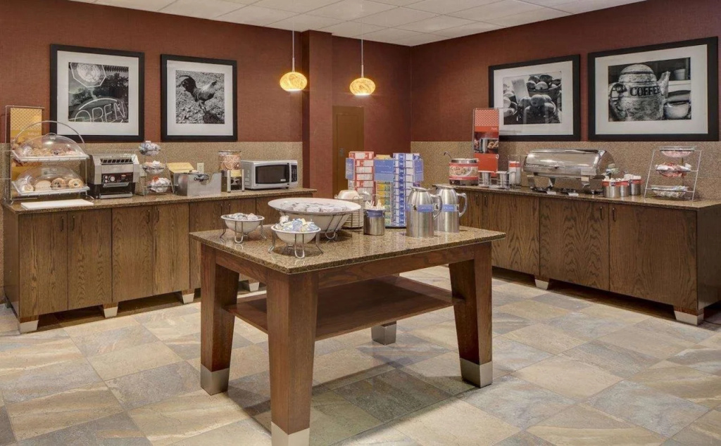 Hampton Inn Council Bluffs
