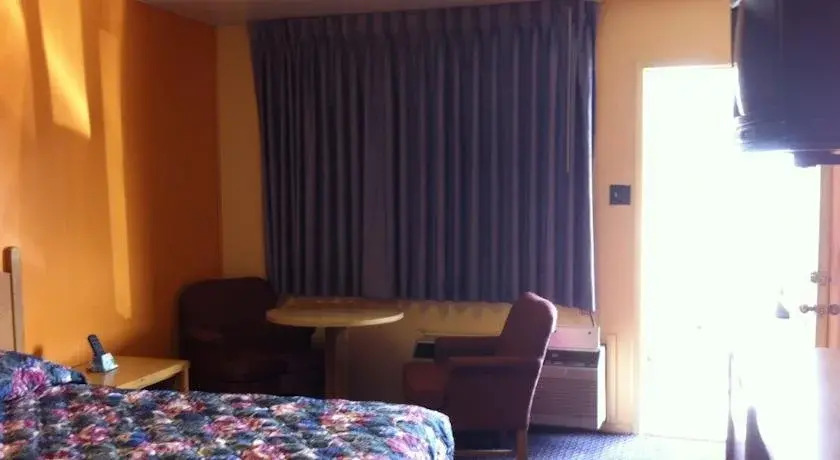 El Mio Motel