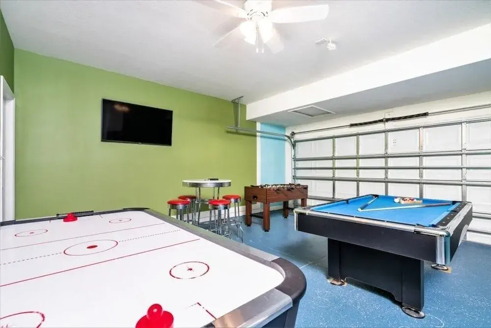 Gorgeous New In Top Rated Solterra Resort! 5 Bedroom Villa