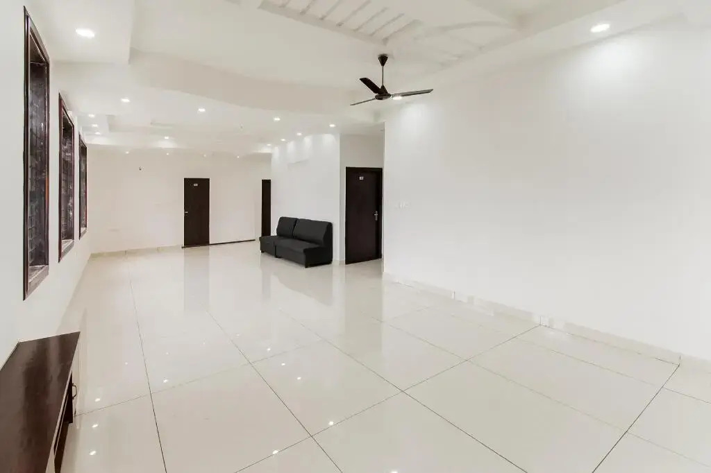 Sriman Inn by OYO Rooms