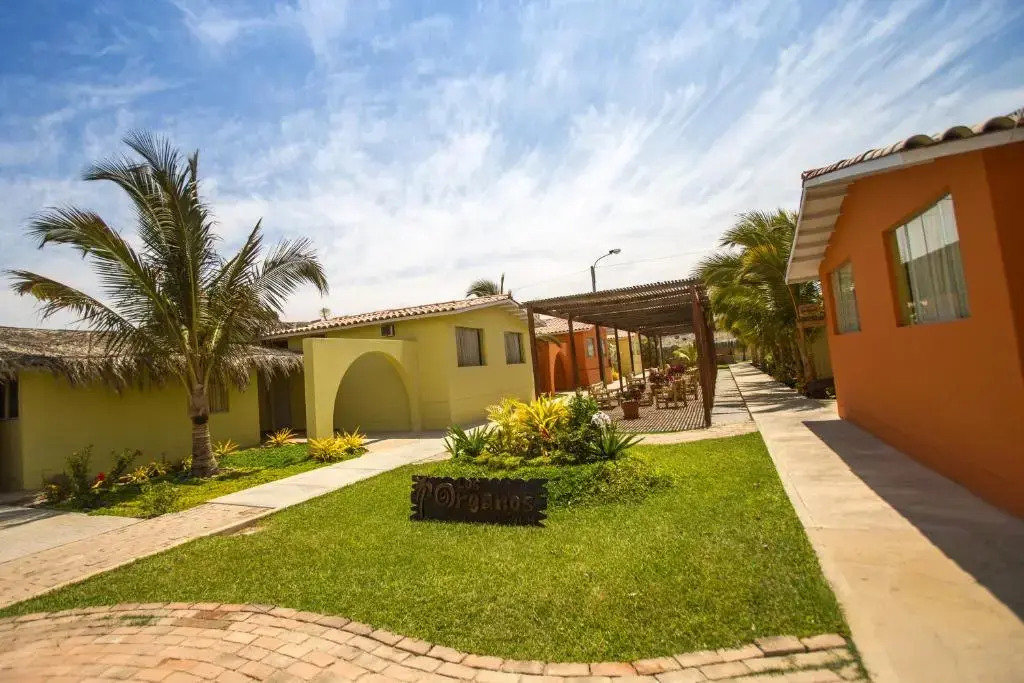 ÓRGANOS BEACH bungalows & suites