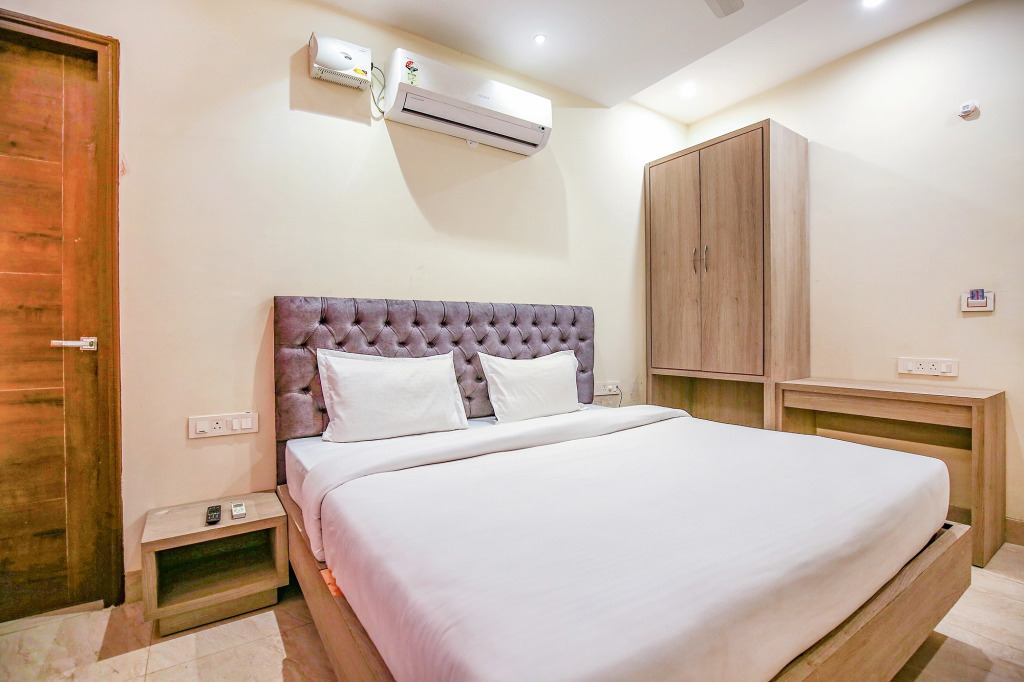 Fabhotel Melano