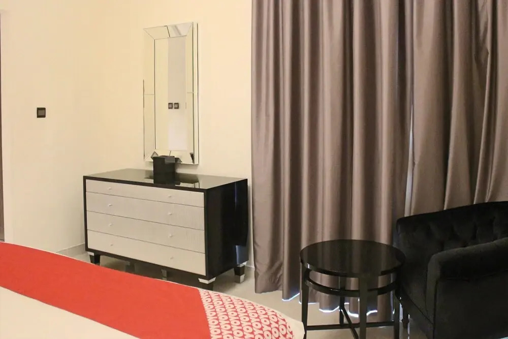 OYO 116 Home Fully Furnished One Bedroom Apartments