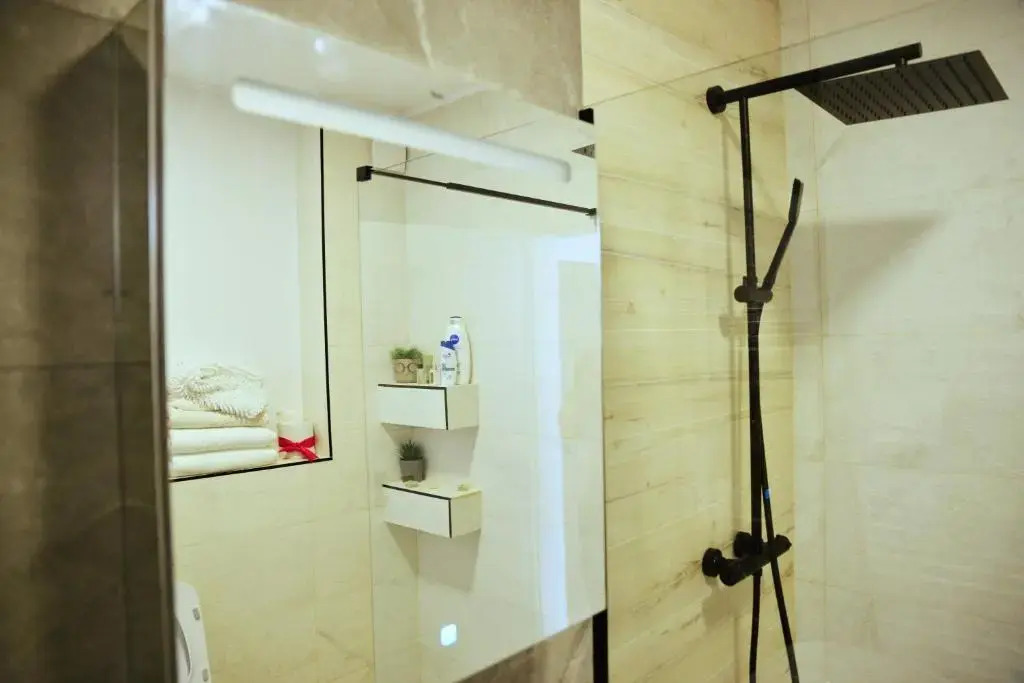 Apartament Feeling Home în cartier WestResidence