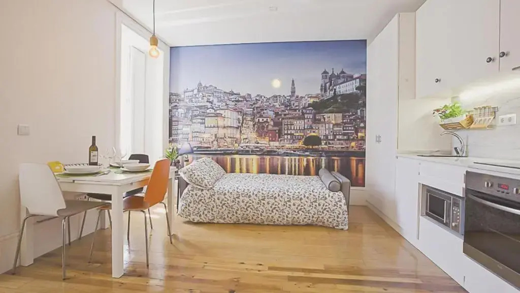 BmyGuest - Almada Garden Apartment