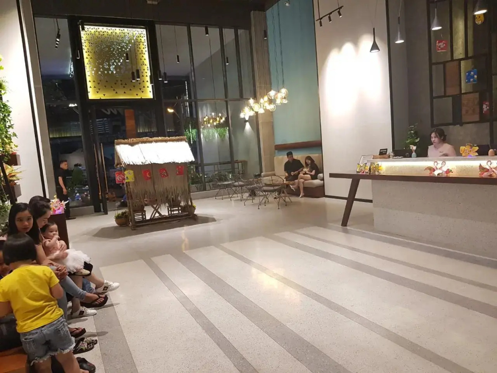 Em Oi Boutique Hotel