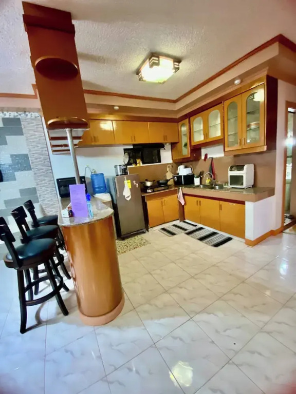 Len Staycation in Panabo 3BDR-2BR-Downstairs Wifi Netflix