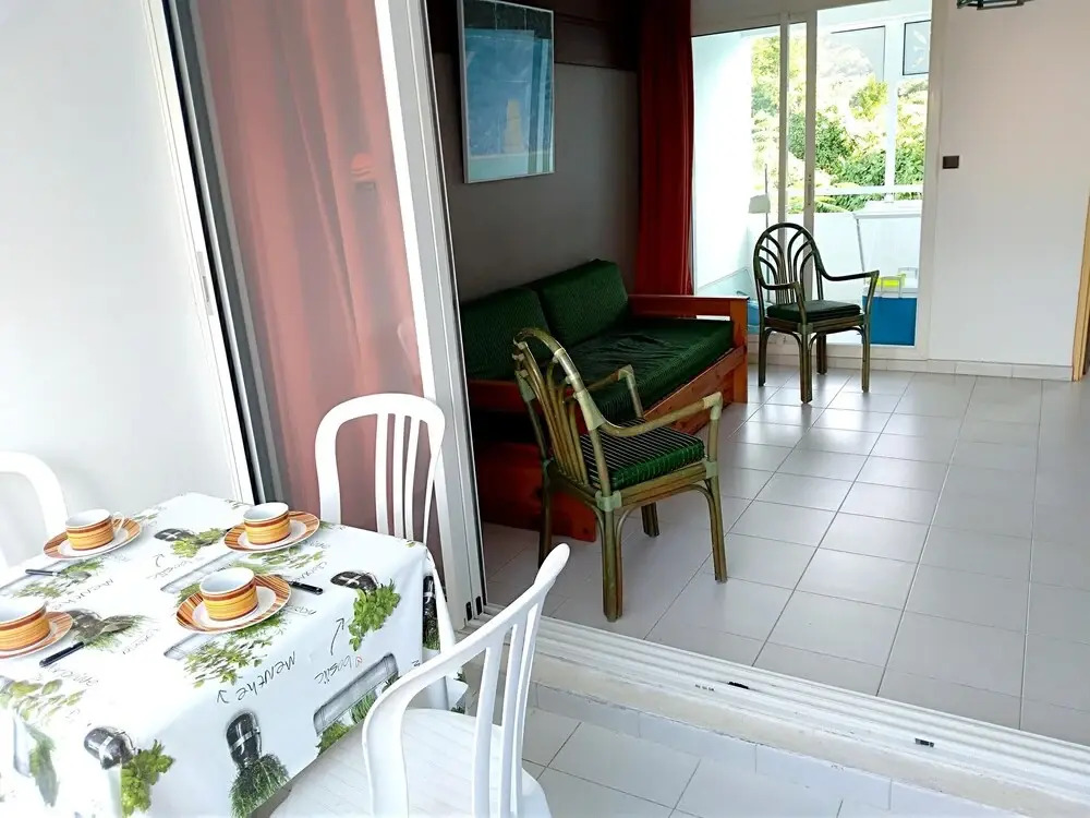 Apartment With one Bedroom in Sainte-anne, With Shared Pool, Enclosed Garden and Wifi