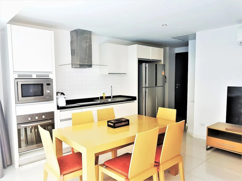 Sunset Plaza 5 Karon Beach by PHR