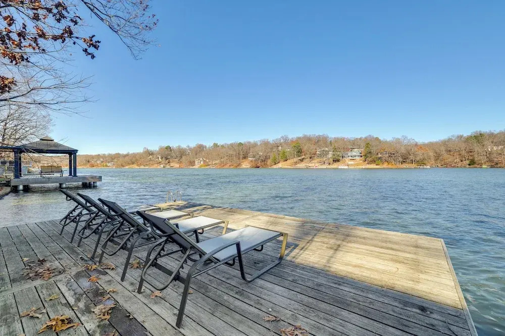 Lakefront Retreat w/ Game Room in Bella Vista!