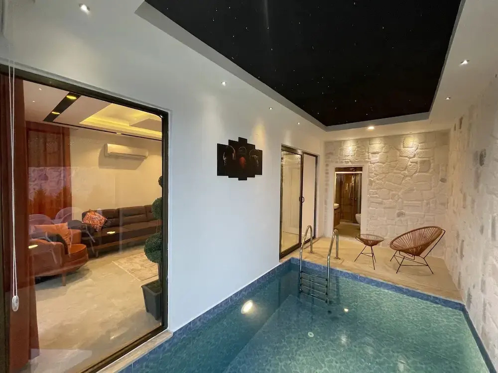 Demre Villas