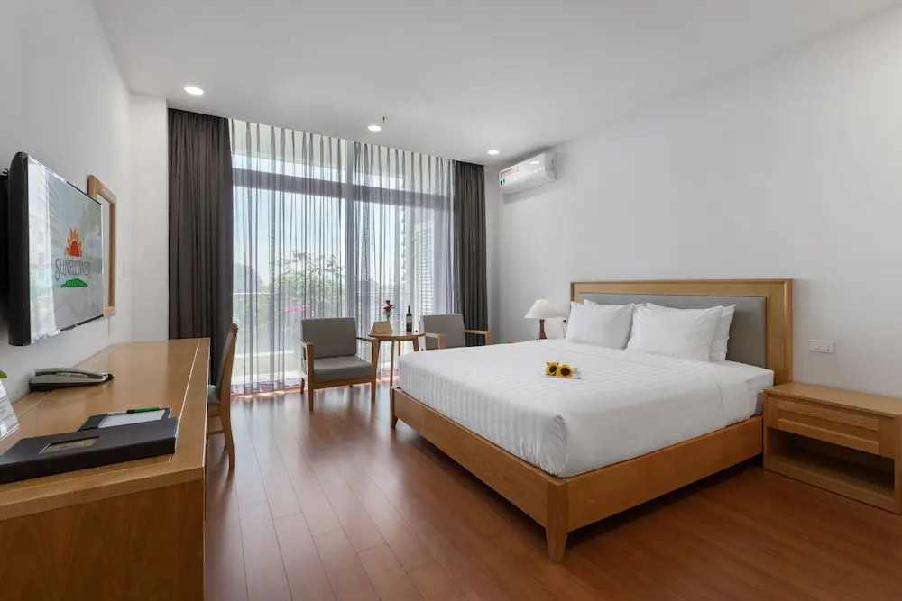 Sunflower Hotel & International Village