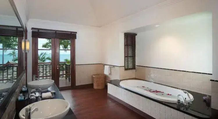 Kanda Pool Villas