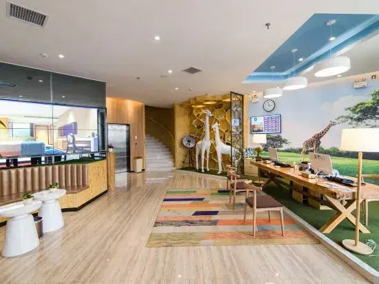Wonderland Hotel
