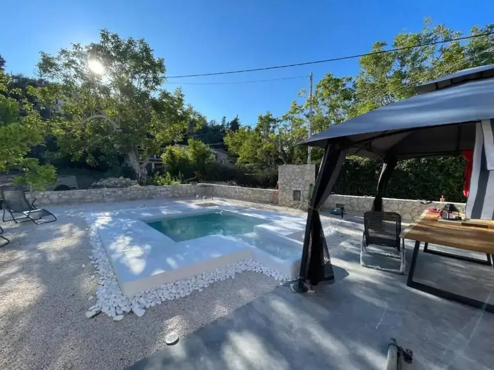Villa with pool in Pelekas near the beach