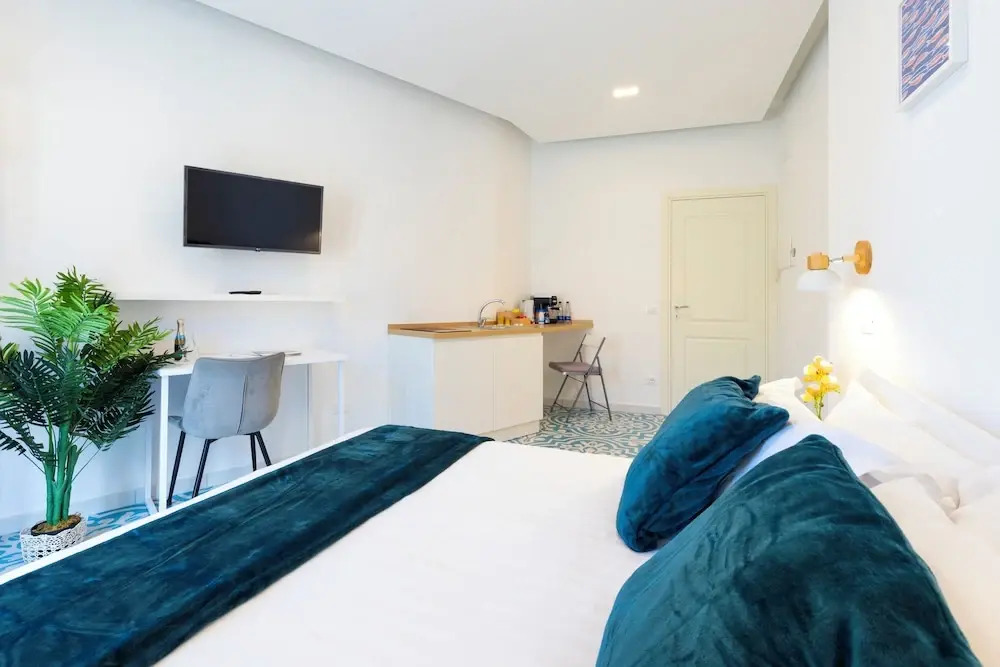 Via Roma Suites