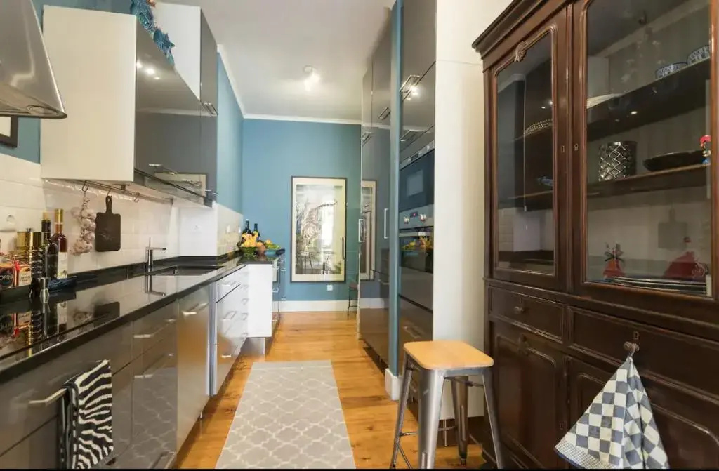 Beautiful and Stylish 5BR in the heart of Chiado