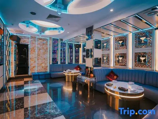 Xunfa Hotel (Huian County Government Gymnasium Branch)