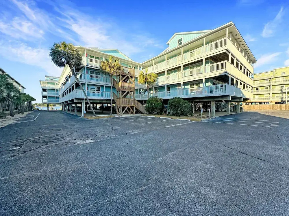 The Perfect Spot Condo for 8!