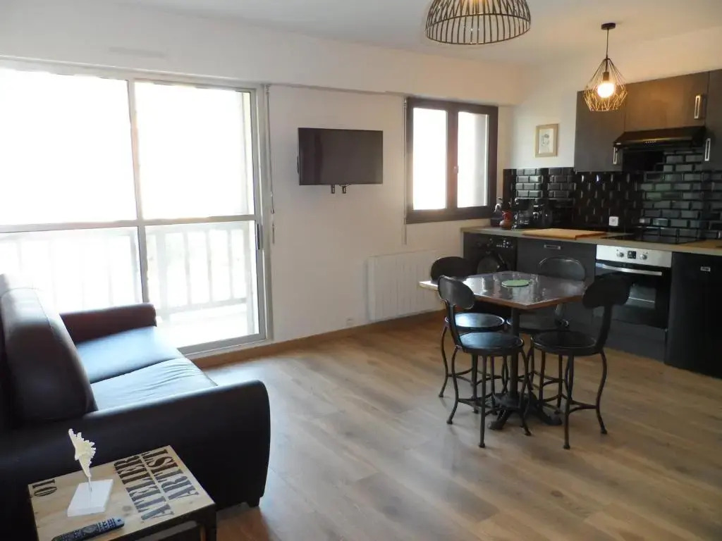Appartement Cabourg, 2 pièces, 4 personnes - FR-1-487-180
