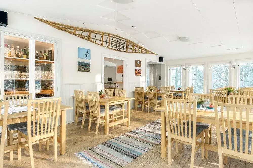 Villa Bro