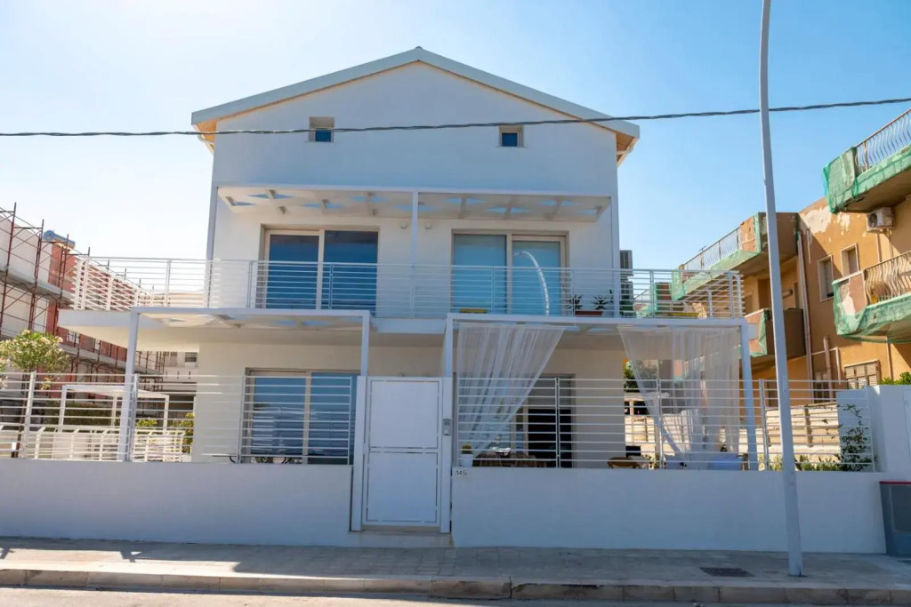 VJMAN House Sea Beach - SiciliaVacanza