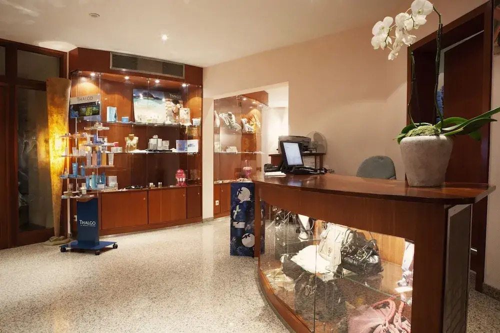 Hotel International