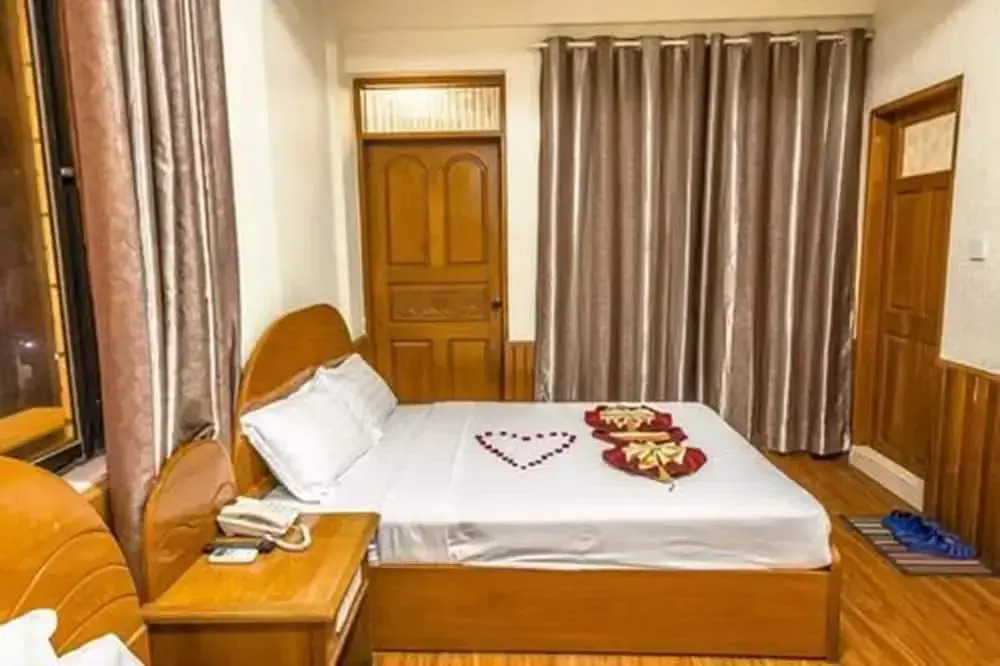 Sunrise Hotel