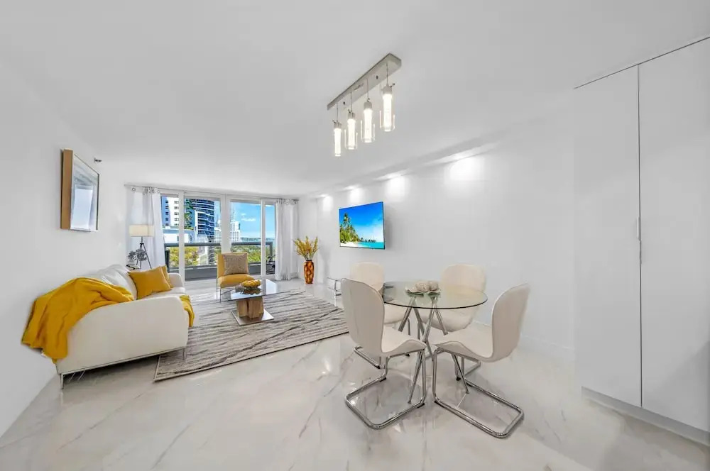 Edgy and Modern Condo on the Bay
