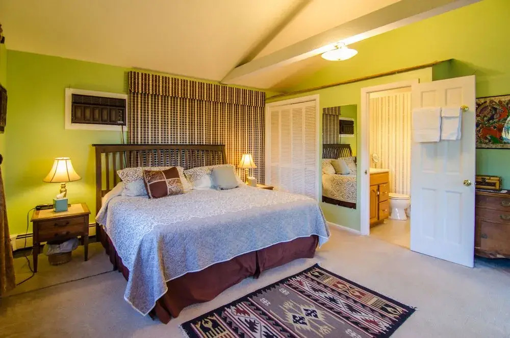 The Inn at Charlotte Bed and Breakfast