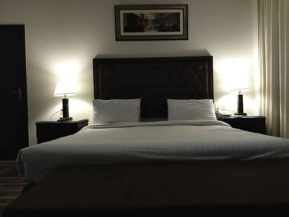 Javson Airport Hotel