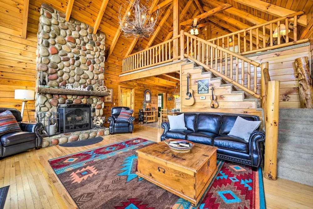 Smoky Mountain Cabin Rental with Hot Tub and Fire Pit